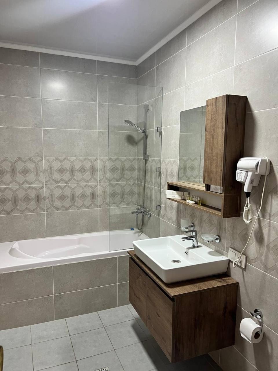 Orzu Hotel Namangan Bagian luar foto